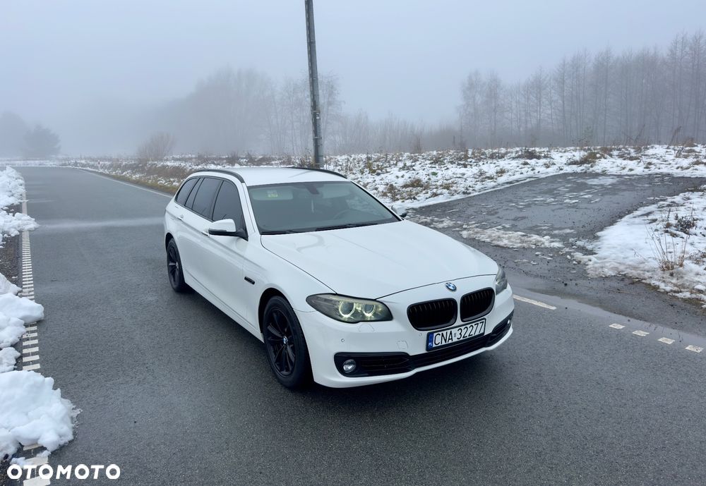 BMW Seria 5 520d Luxury Line - 1