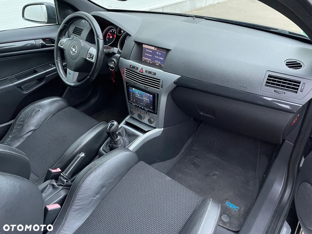 Opel Astra OPC - 22