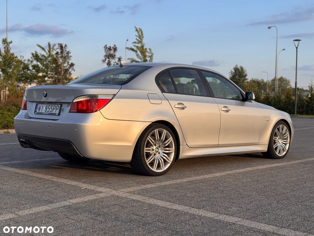 BMW Seria 5 523i Touring - 7