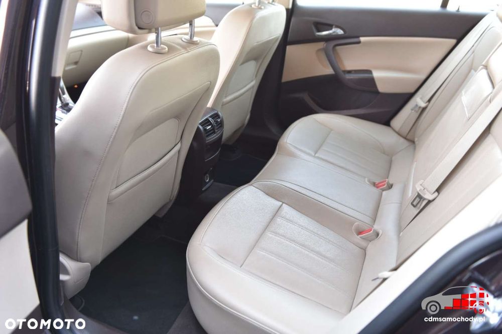 Opel Insignia - 19