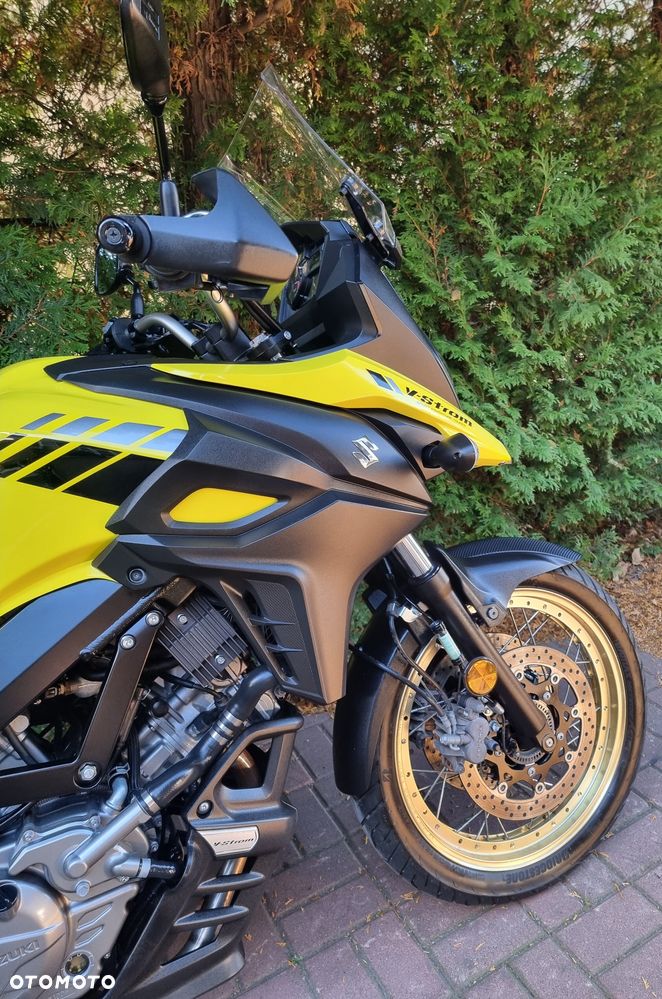 Suzuki V-STROM - 4