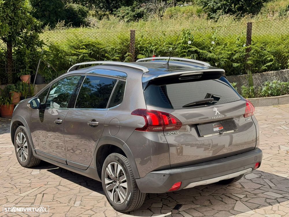 Peugeot 2008 1.2 PureTech Allure EAT6 - 7