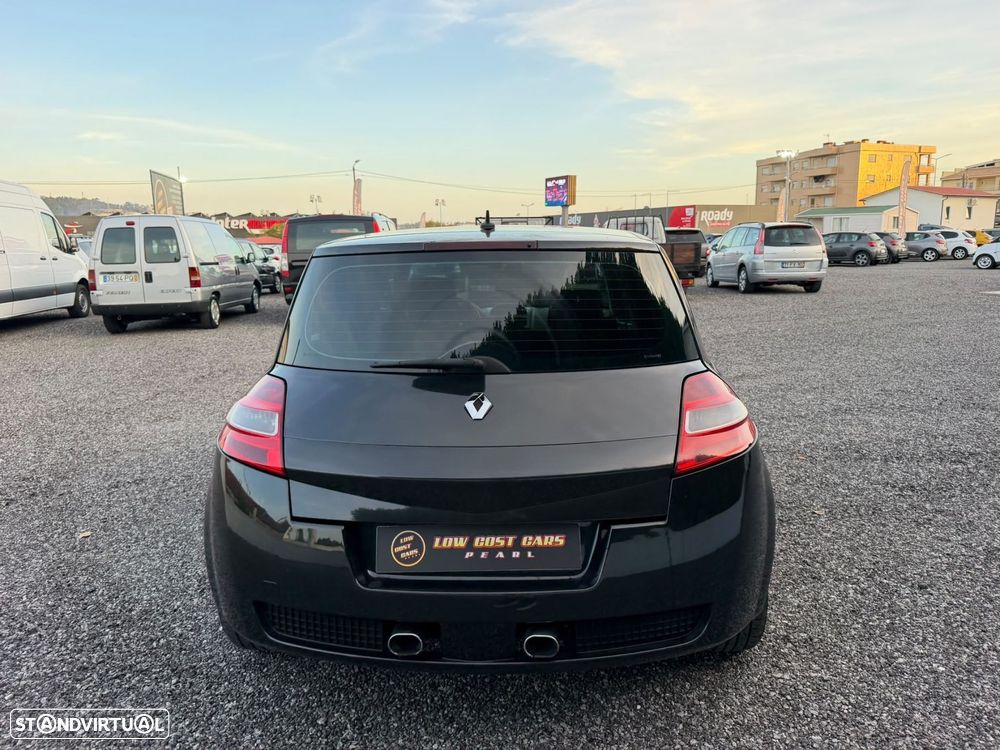 Renault Mégane 1.5 dCi Confort - 9