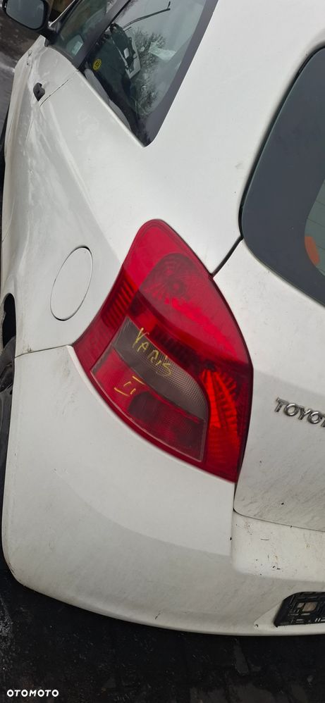 Toyota Yaris II 1,4 ND-TV na części - 10