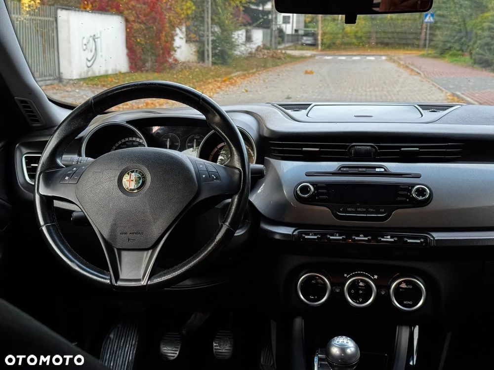 Alfa Romeo Giulietta 1.6 JTDM 16V Business - 7