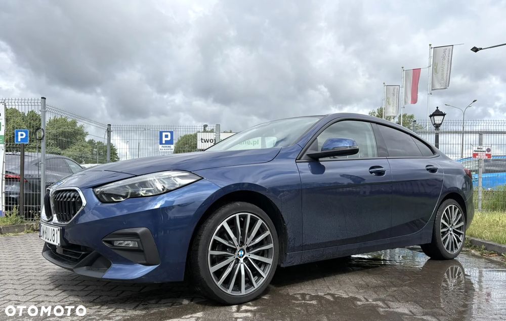BMW Seria 2 218i - 1