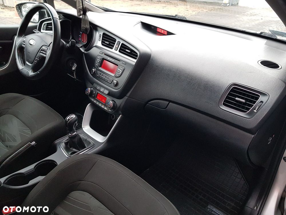 Kia Ceed Cee'd 1.4 CRDi M - 17