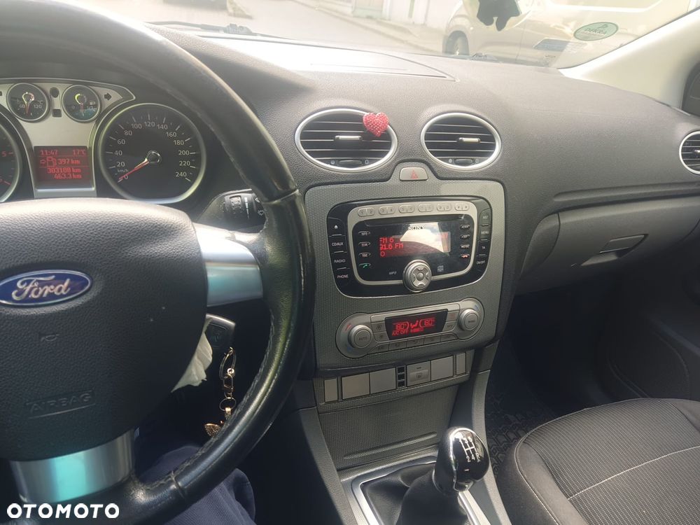 Ford Focus 1.6 TDCi Ambiente - 8