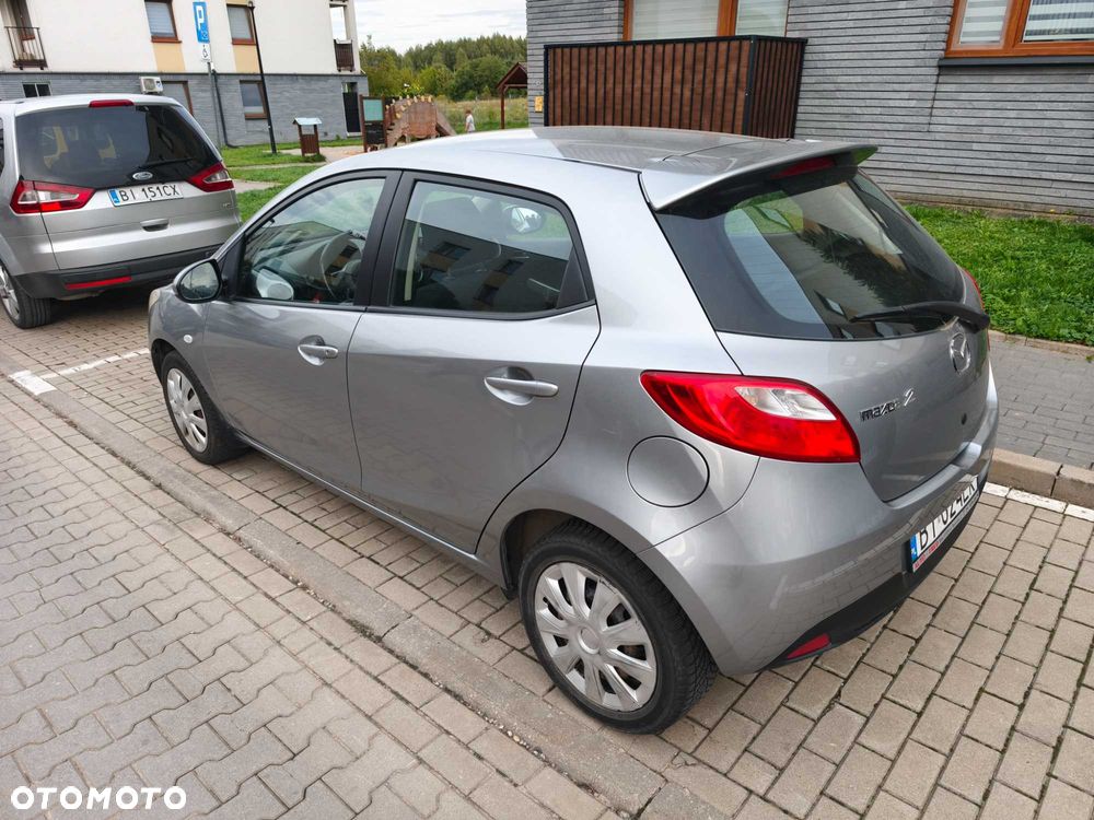 Mazda 2 - 7