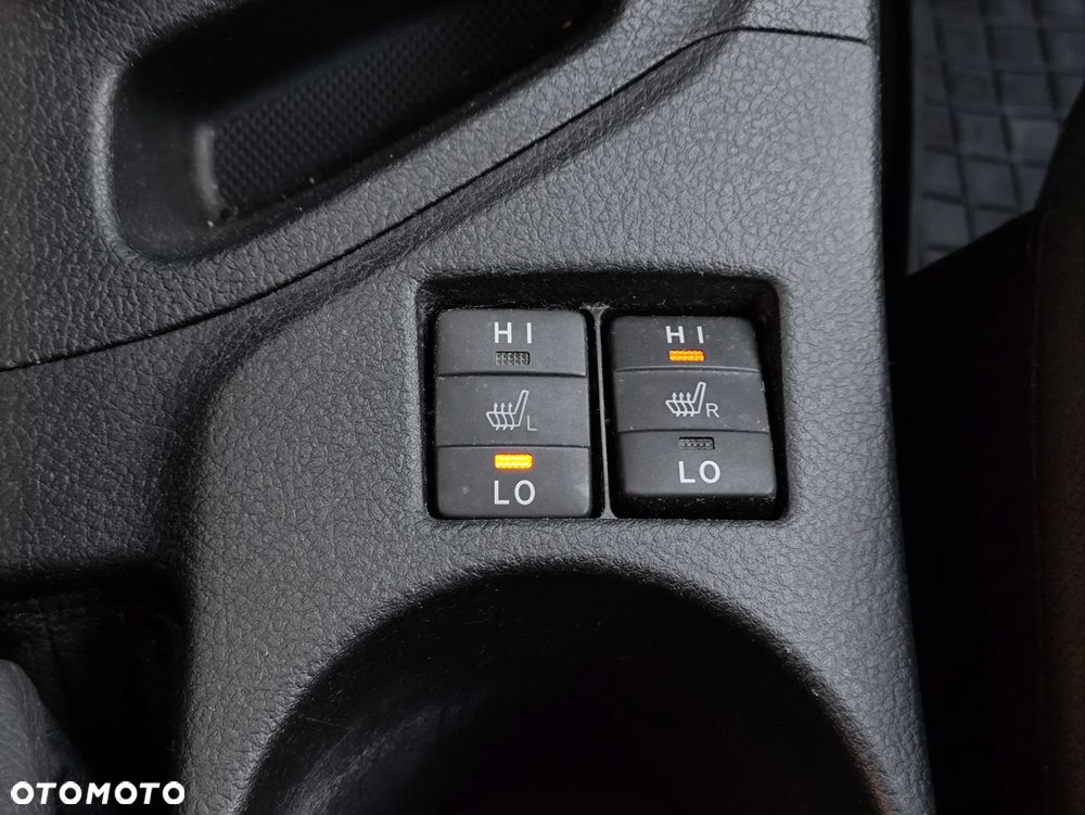 Toyota Auris 1.8 VVT-i Automatik Edition - 26