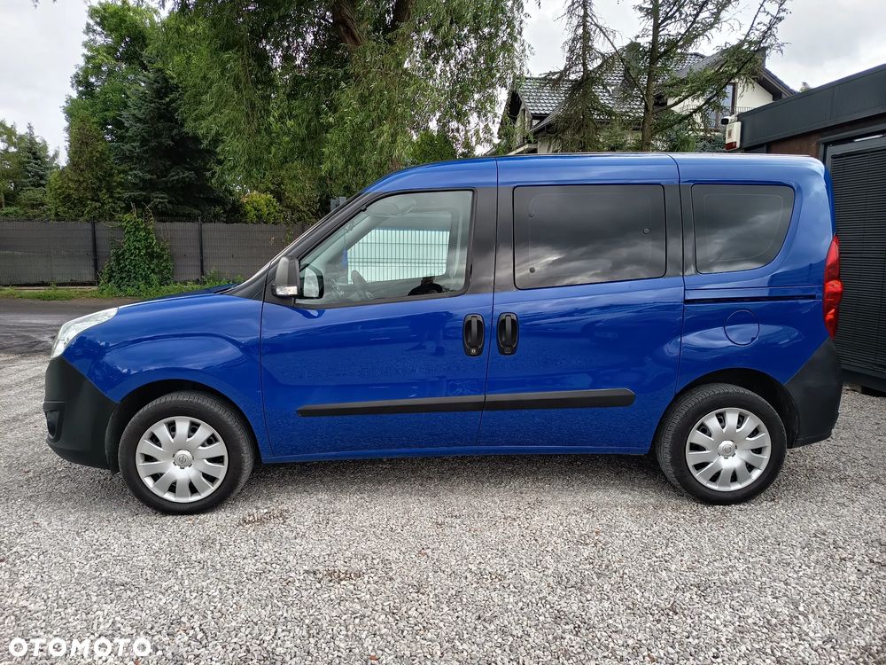 Opel Combo 1.4 Cosmo Eu6 - 4