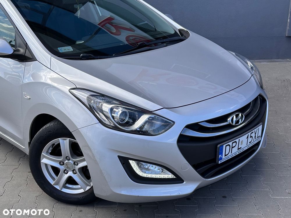 Hyundai i30 1.4 Comfort - 12