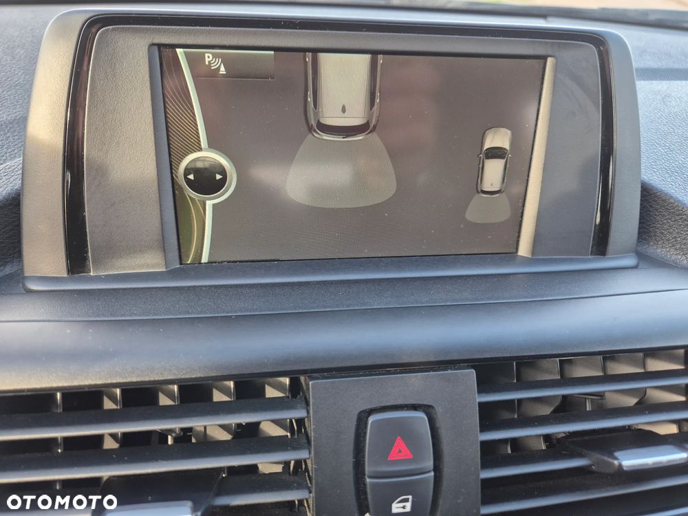 BMW Seria 1 116i - 18