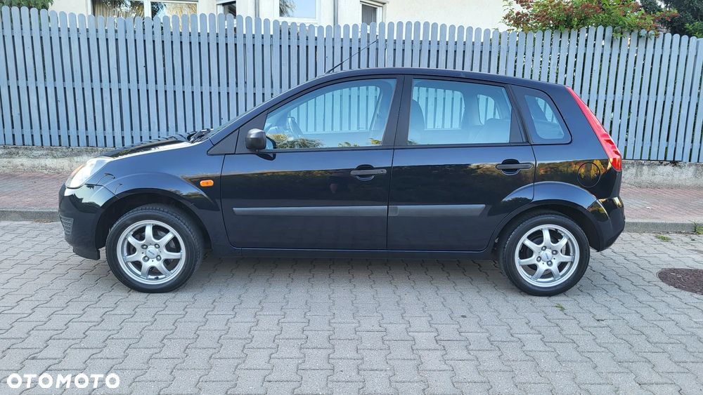 Ford Fiesta - 8