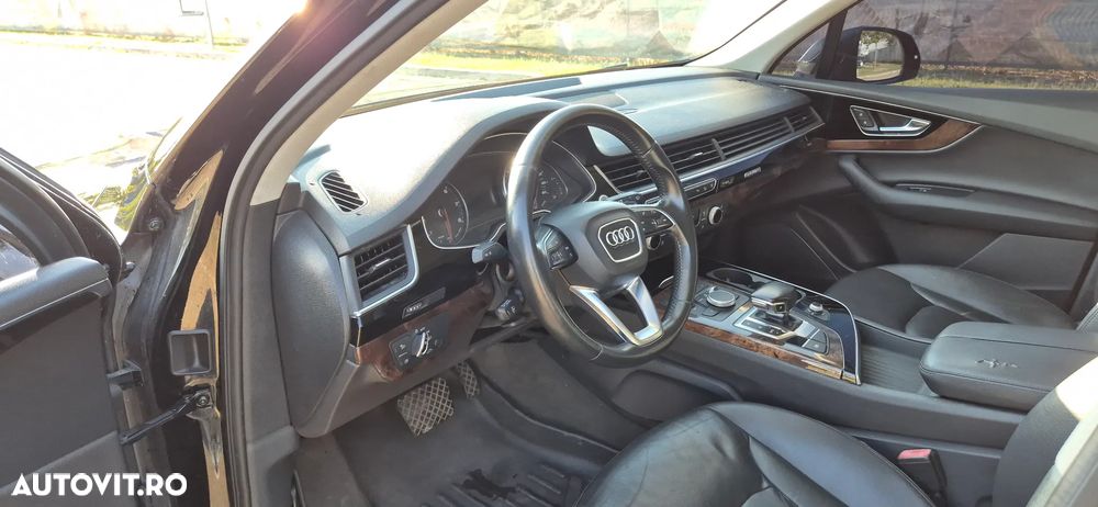 Audi Q7 3.0 TFSI Quattro Tiptronic - 8