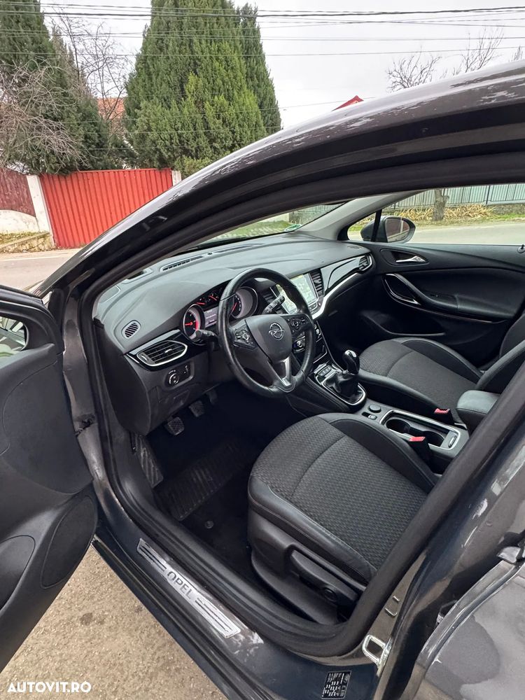 Opel Astra 1.6 CDTI DPF ecoFLEX Start/Stop Exklusiv - 2