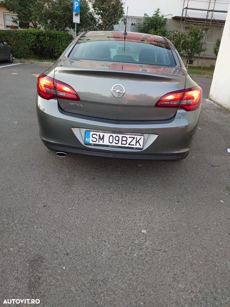 Opel Astra 1.4 Turbo ECOTEC Enjoy - 5