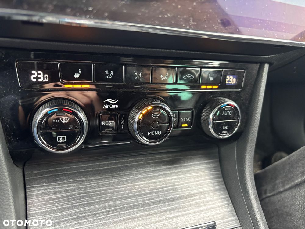 Skoda Superb 2.0 TDI Style - 31