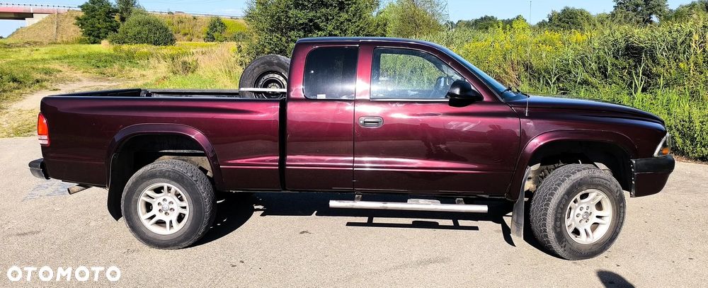 Dodge Dakota - 7