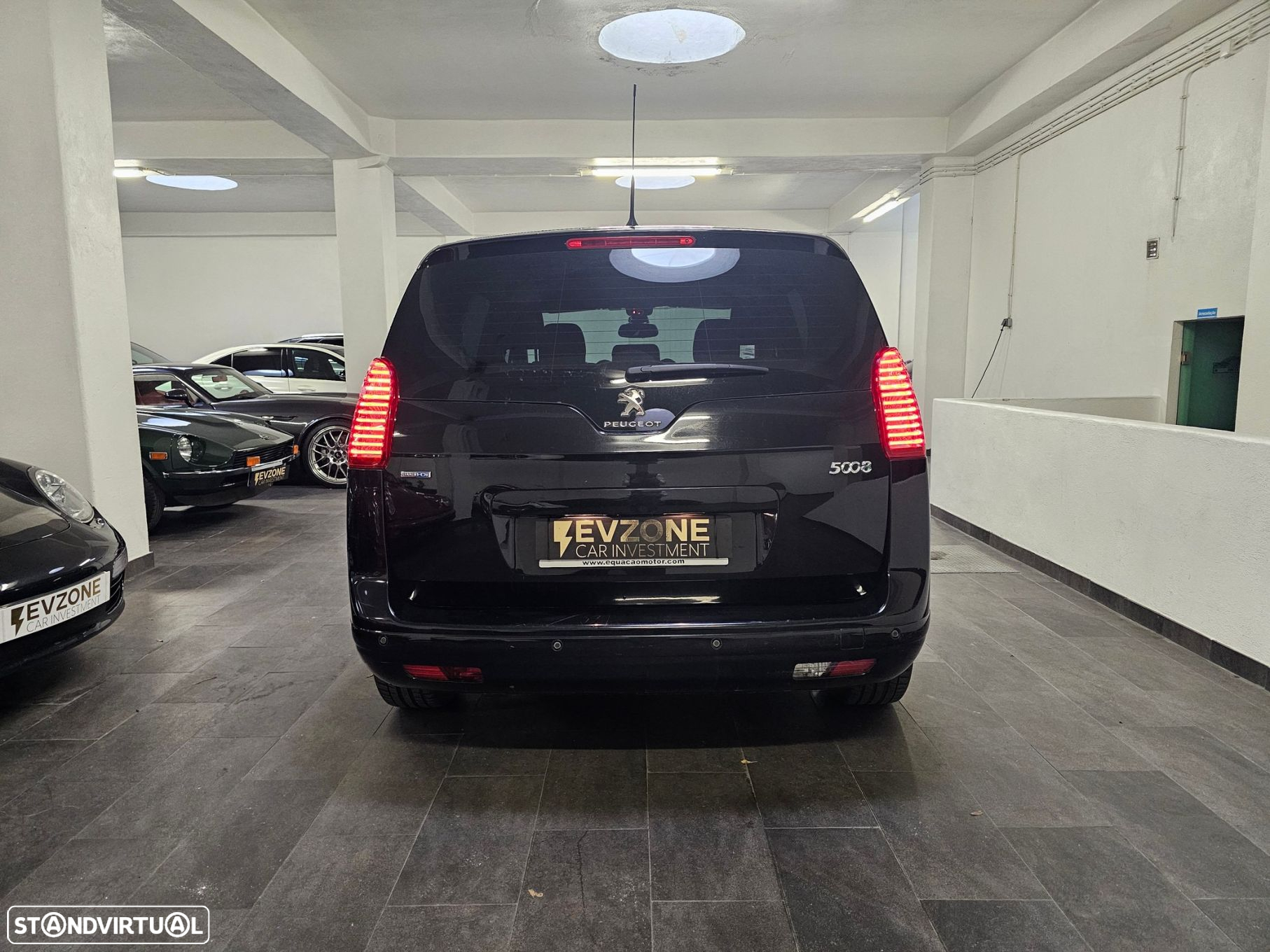 Peugeot 5008 1.6 BlueHDi Style EAT6 - 7