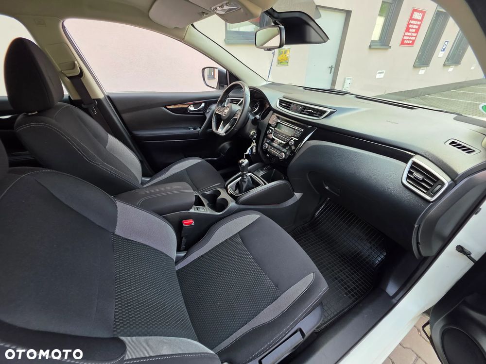 Nissan Qashqai 1.6 dCi 4x4 Acenta S&S - 8