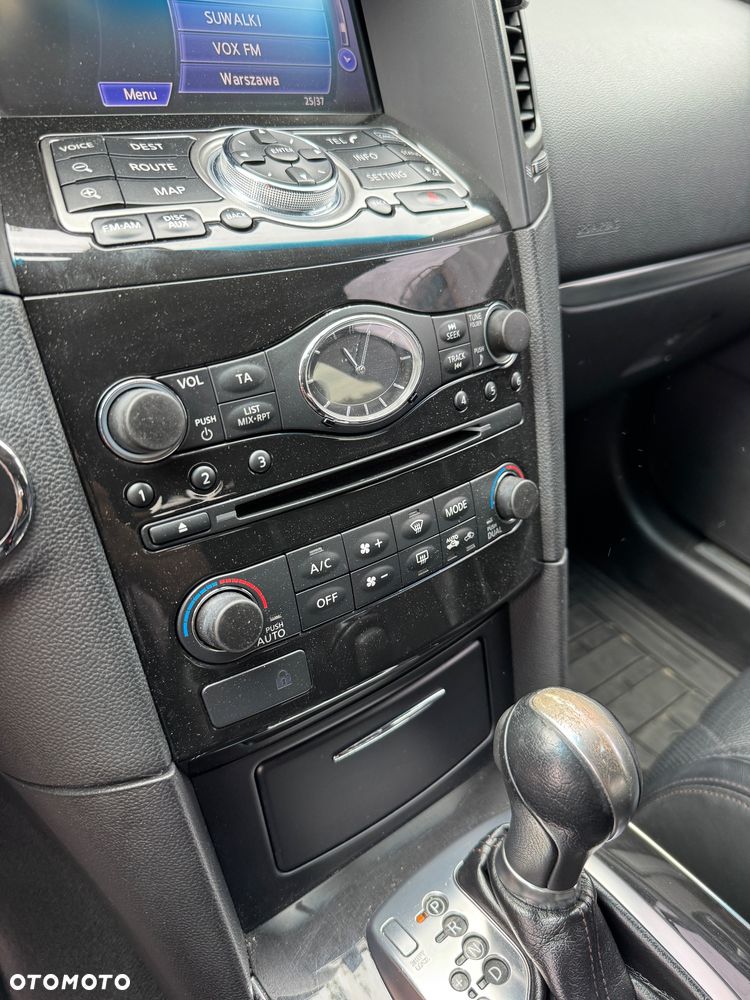 Infiniti FX FX30d AWD GT Premium - 14