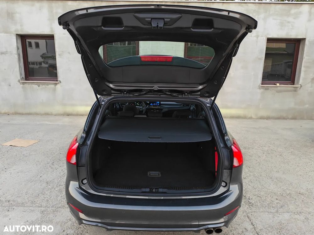 Ford Focus - 14
