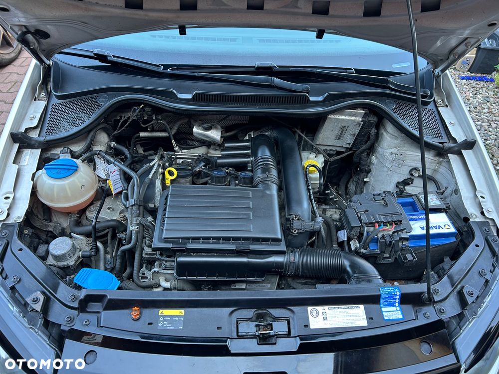 Volkswagen Polo - 11