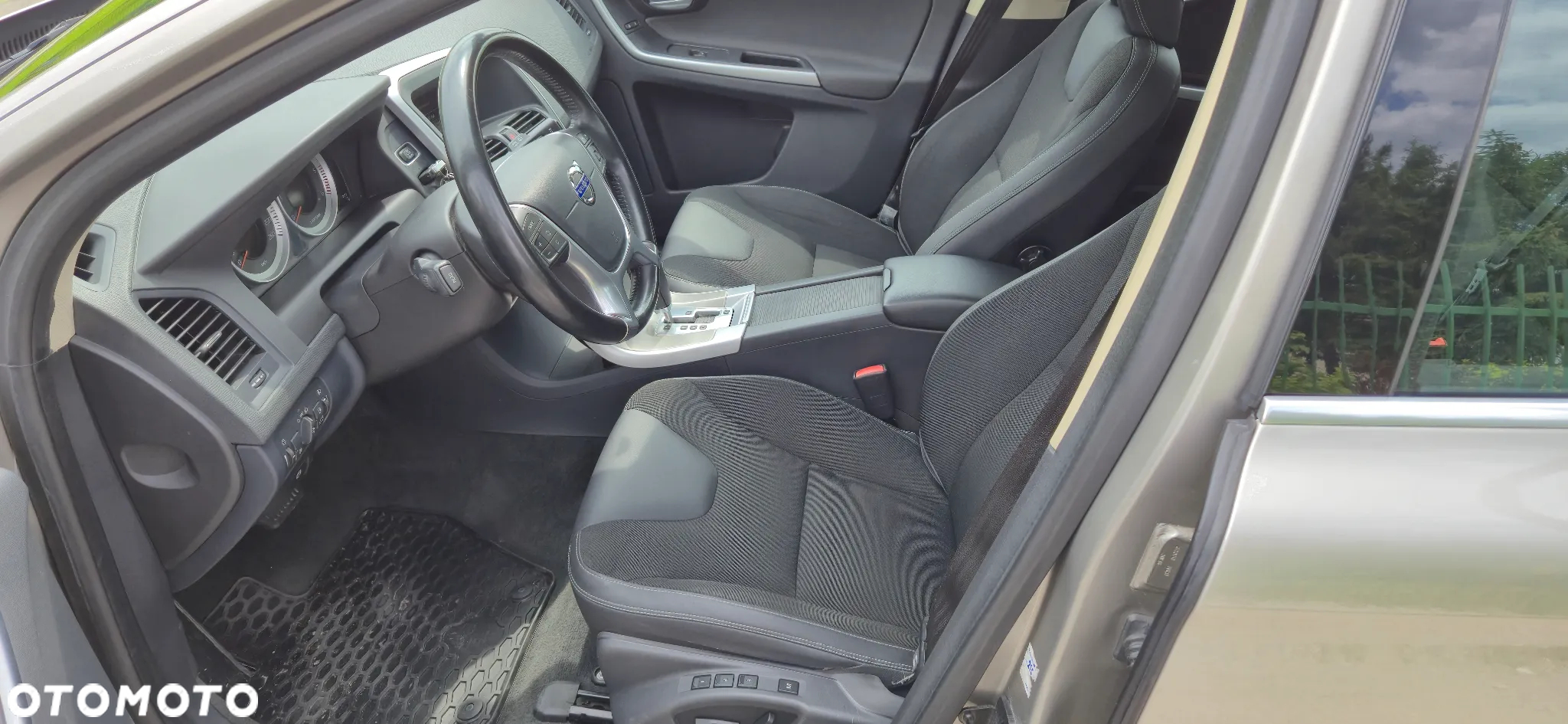 Volvo XC 60 D3 Ocean Race - 9
