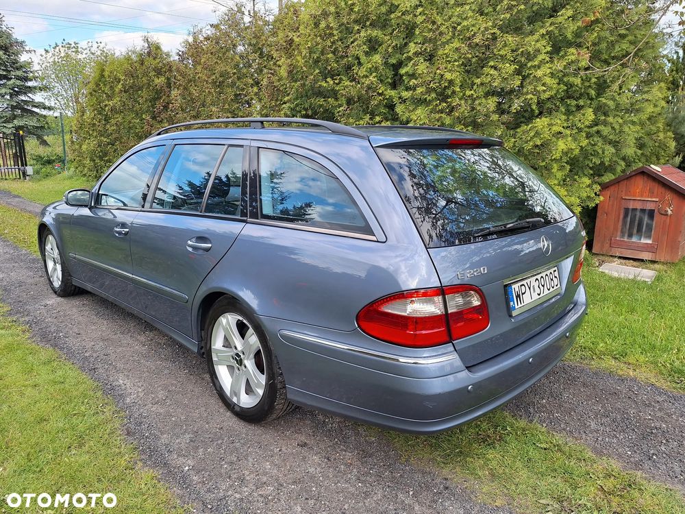 Mercedes-Benz Klasa E 220 CDI T Avantgarde - 6