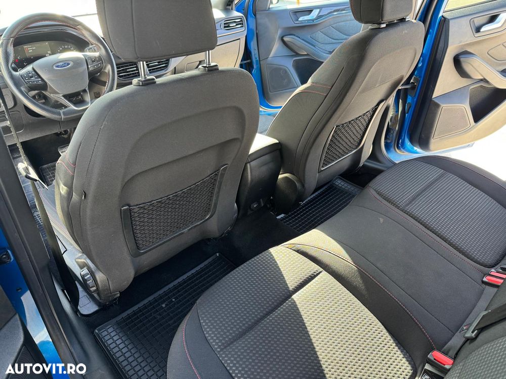 Ford Focus 2.0 EcoBlue ST-Line - 11