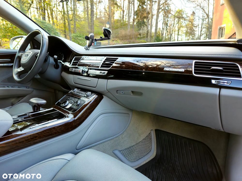 Audi A8 4.2 FSI L Quattro - 19