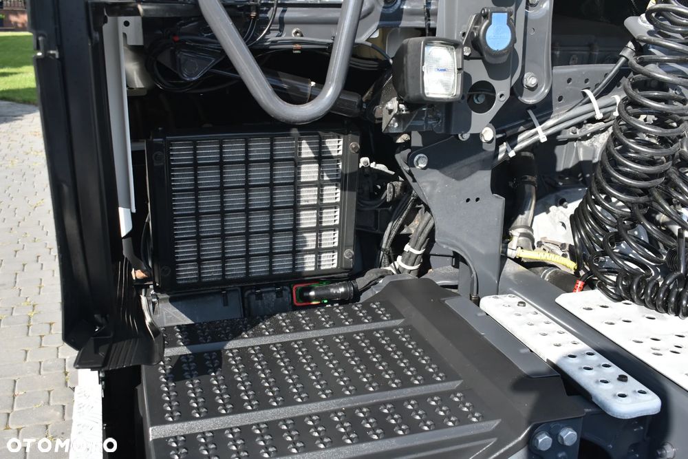 Scania R460 // BARDZO MAŁY PRZBIEG // NAVI  // VIRTUAL COCKPIT // FULL LED // LOW DECK // KLIMA POSTOJOWA // ZABUDOWY // - 24