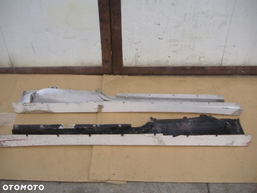 FERRARI F430 LISTWA PROGOWA lewa prawa - 2