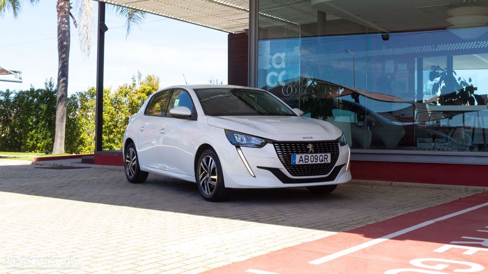 Peugeot 208 1.2 PureTech Allure EAT8 - 2