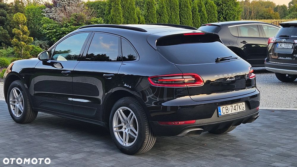 Porsche Macan - 2