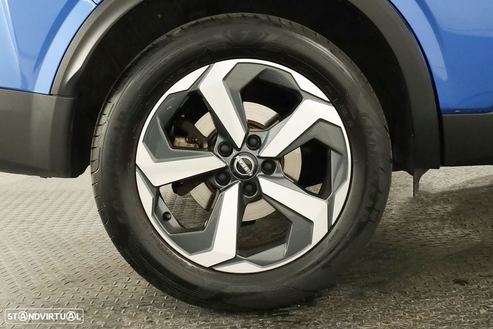 Nissan Qashqai 1.3 DIG-T N-Connecta LED Xtronic - 5