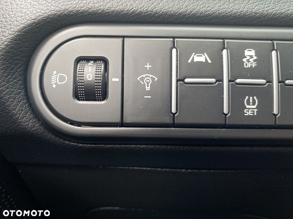 Kia XCeed - 18