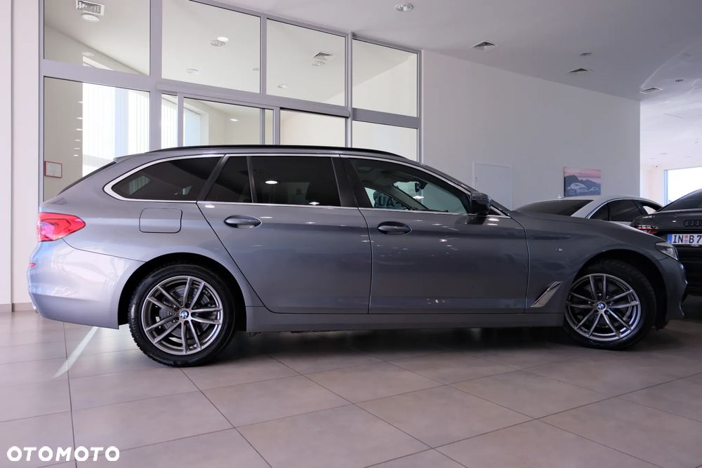 BMW Seria 5 520d Luxury Line sport - 20