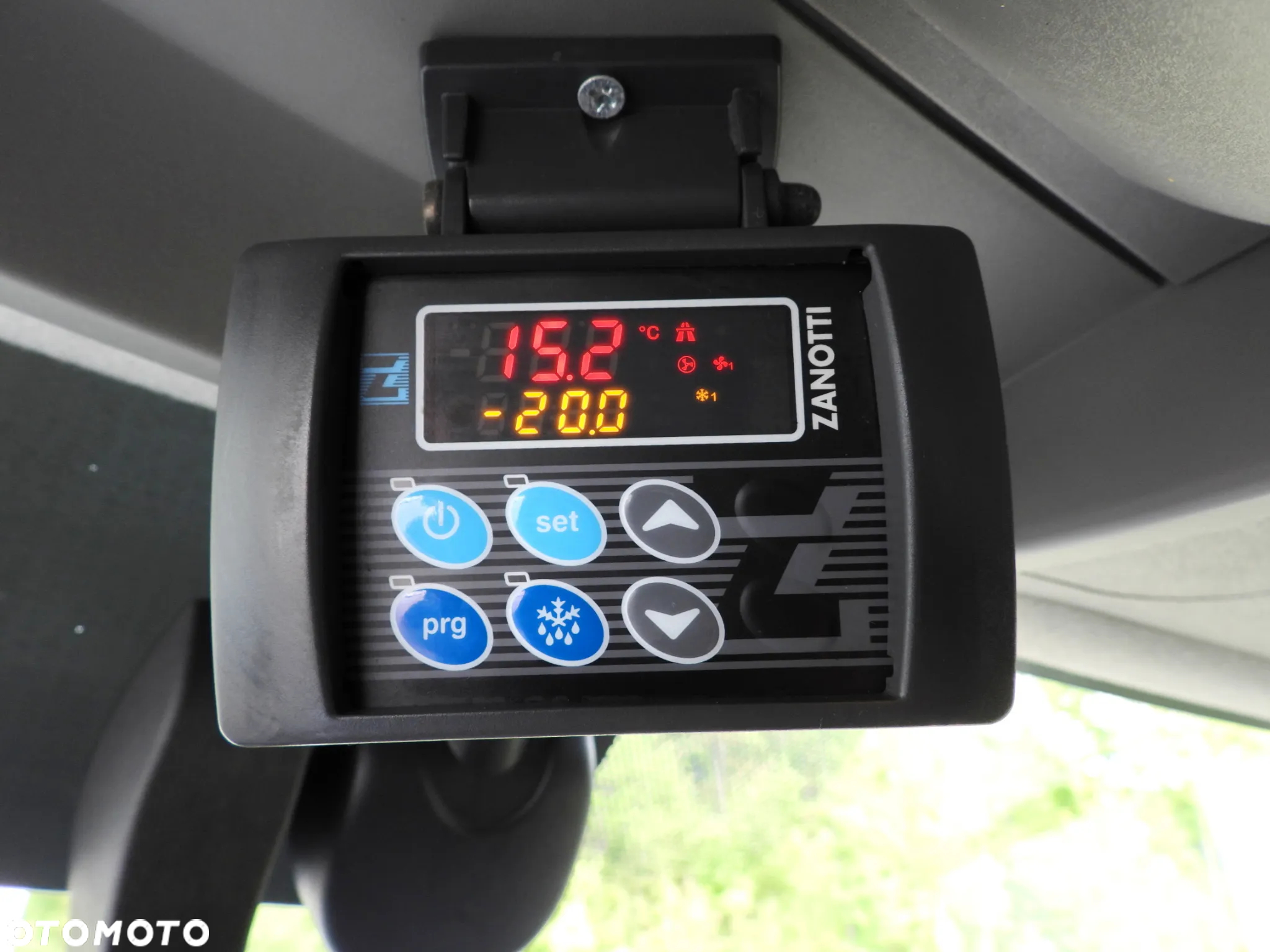 Renault MASTER  CHŁODNIA KONTENER -10*C TEMPOMAT LEDY BLIŹNIACZE KOŁA KLIMATYZACJA 145KM [ 355133 ] - 36