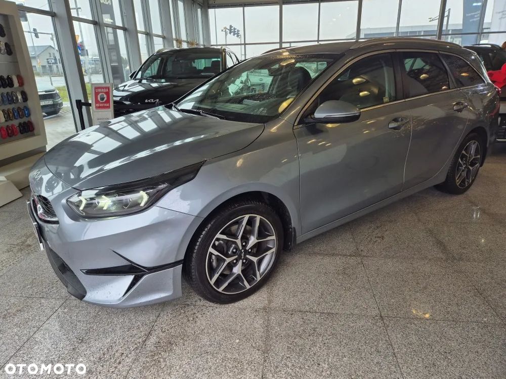 Kia Ceed 1.5 T-GDI Business Line Plus - 4