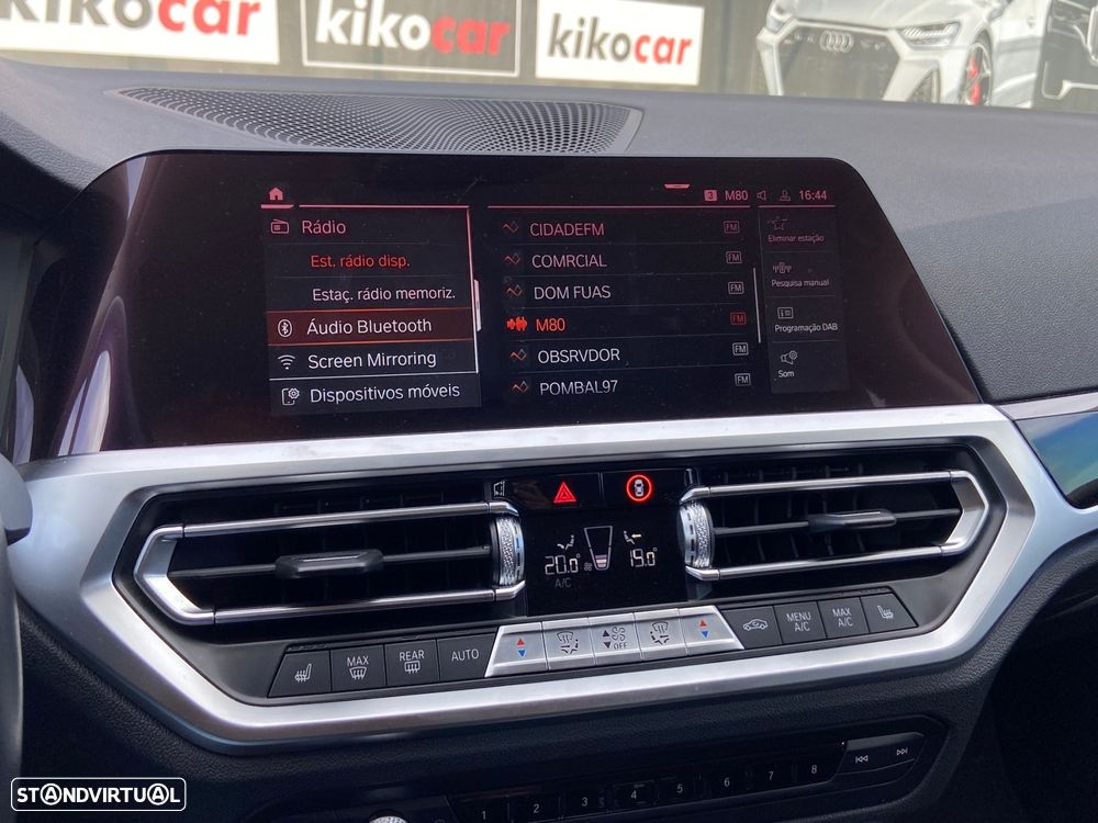BMW 320 d Aut. Sport Line - 31