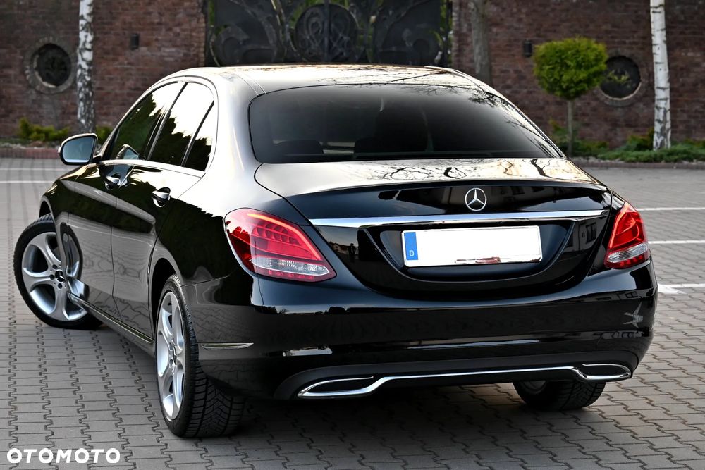 Mercedes-Benz Klasa C 200 Avantgarde - 23