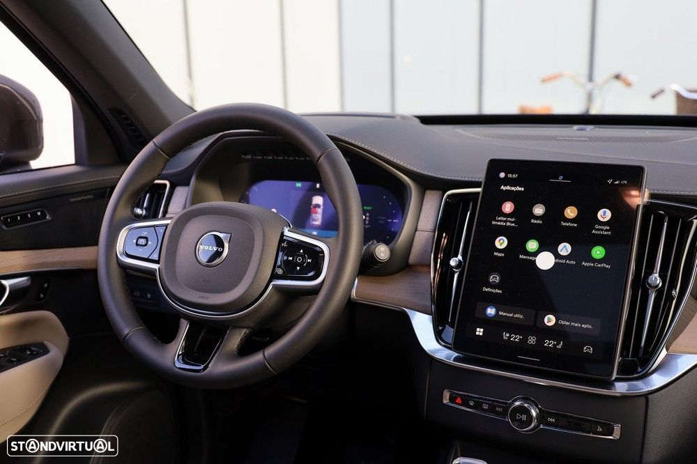 Volvo XC 90 2.0 T8 PHEV Plus Bright AWD - 23