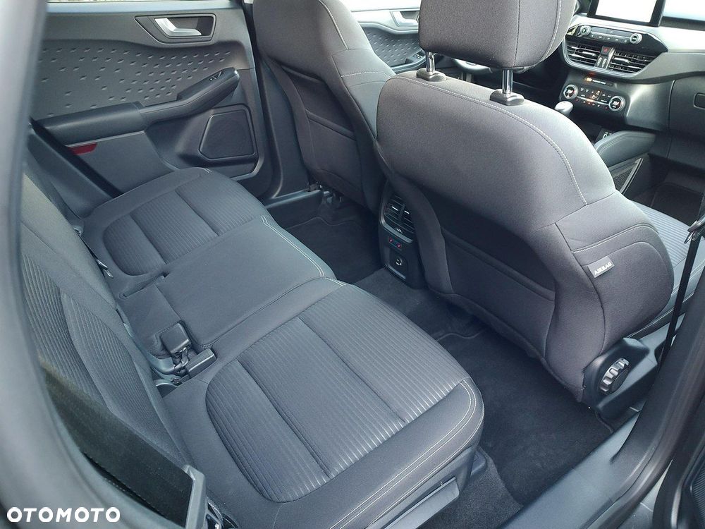 Ford Kuga - 22