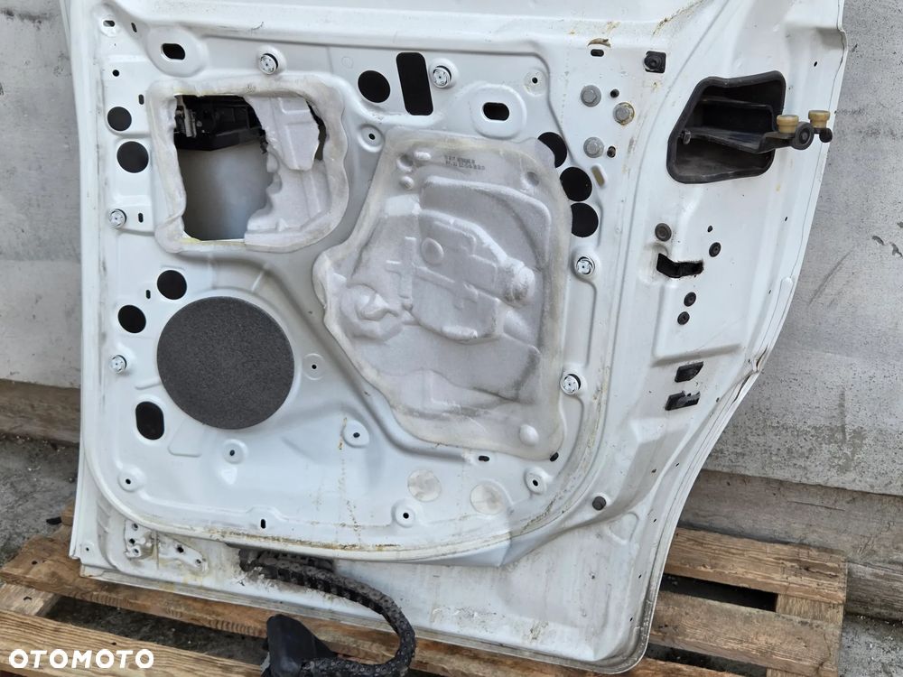 DRZWI PRZESUWNE PRAWE CITROEN BERLINGO III LIFT PARTNER COMBO 20R - 23