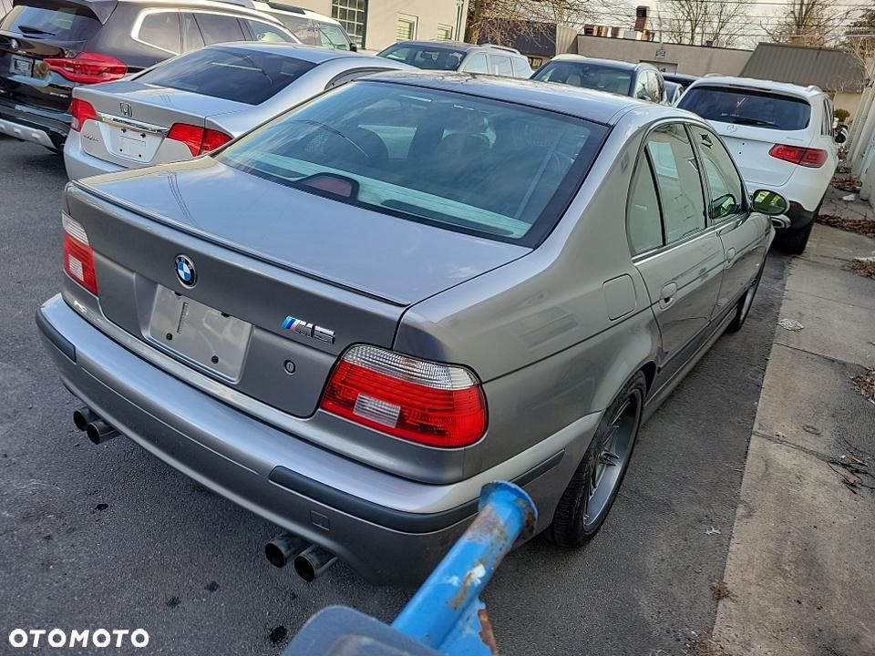 BMW M5 - 6
