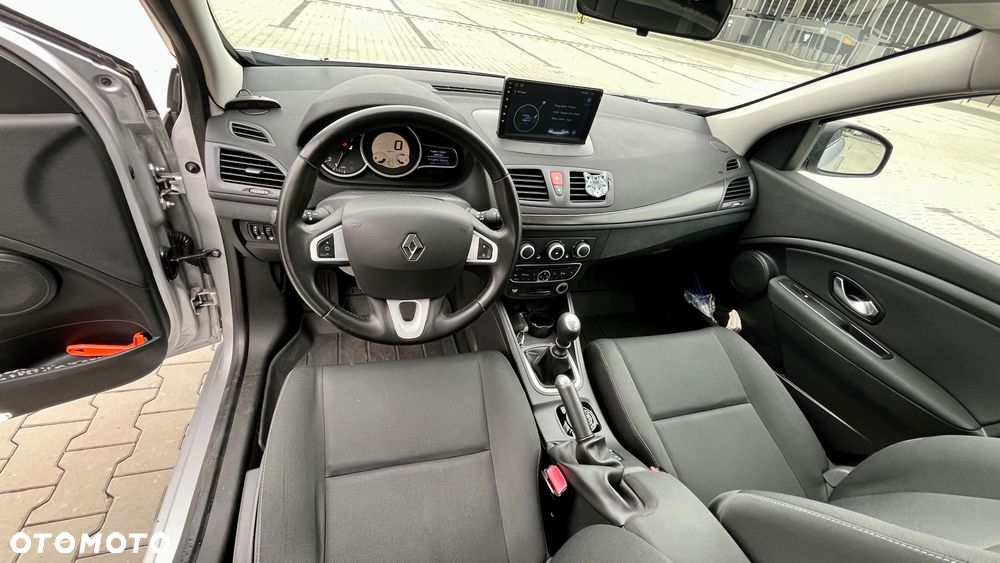 Renault Megane 1.6 16V 110 Authentique - 12