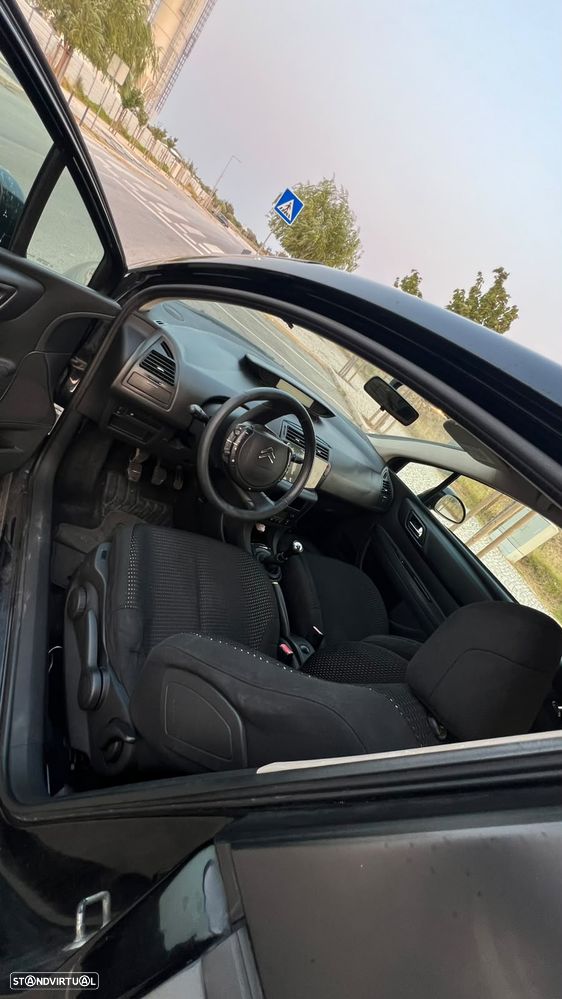 Citroën C4 1.6 HDi VTS - 11