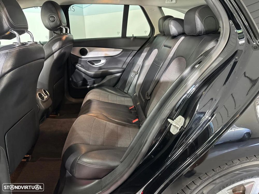 Mercedes-Benz C 200 - 11